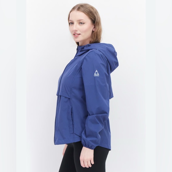 XL Women’s packable vented, hooded windbreaker jacket NWOT - Picture 14 of 14